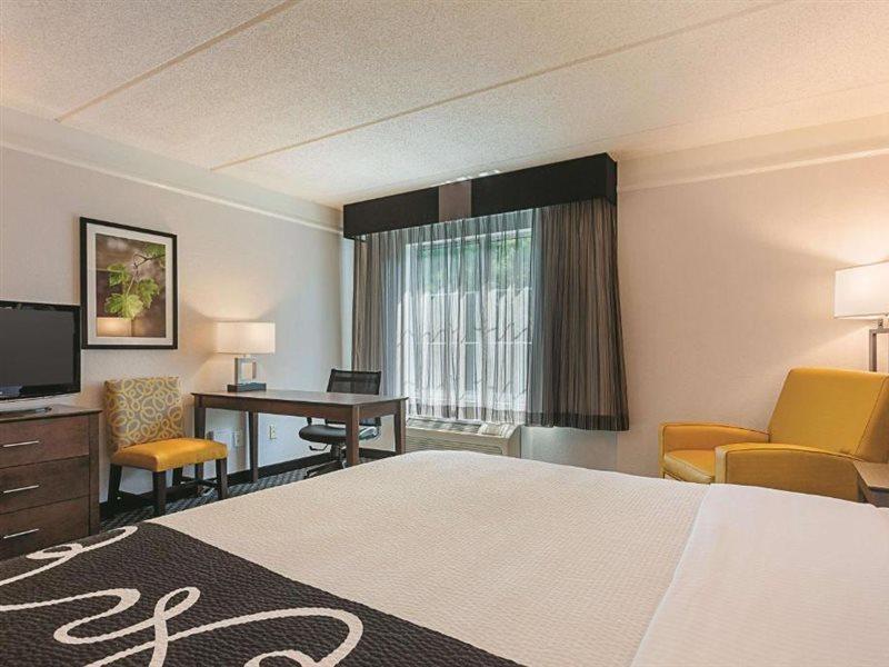 La Quinta By Wyndham Atlanta Alpharetta Hotel Eksteriør billede