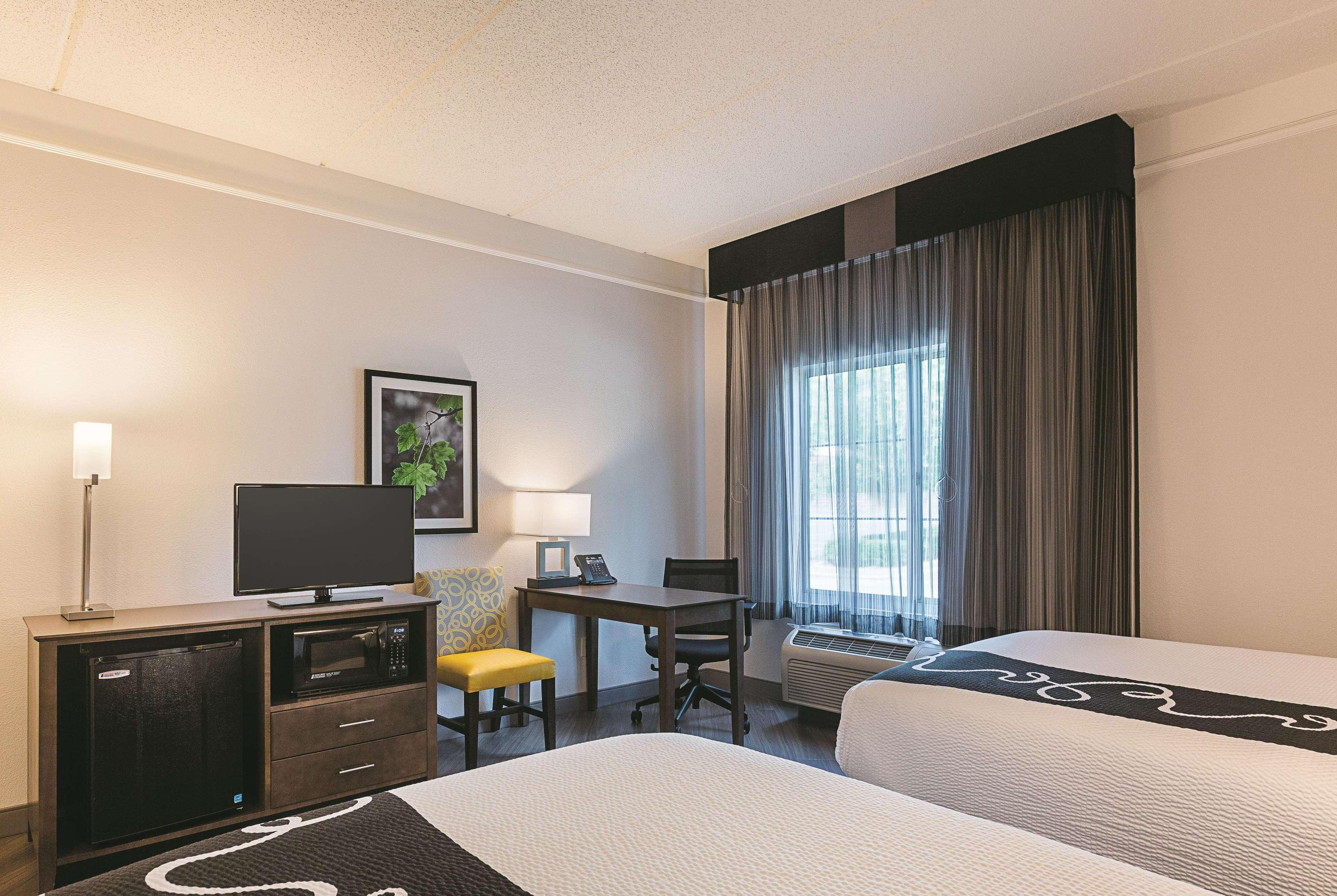 La Quinta By Wyndham Atlanta Alpharetta Hotel Eksteriør billede