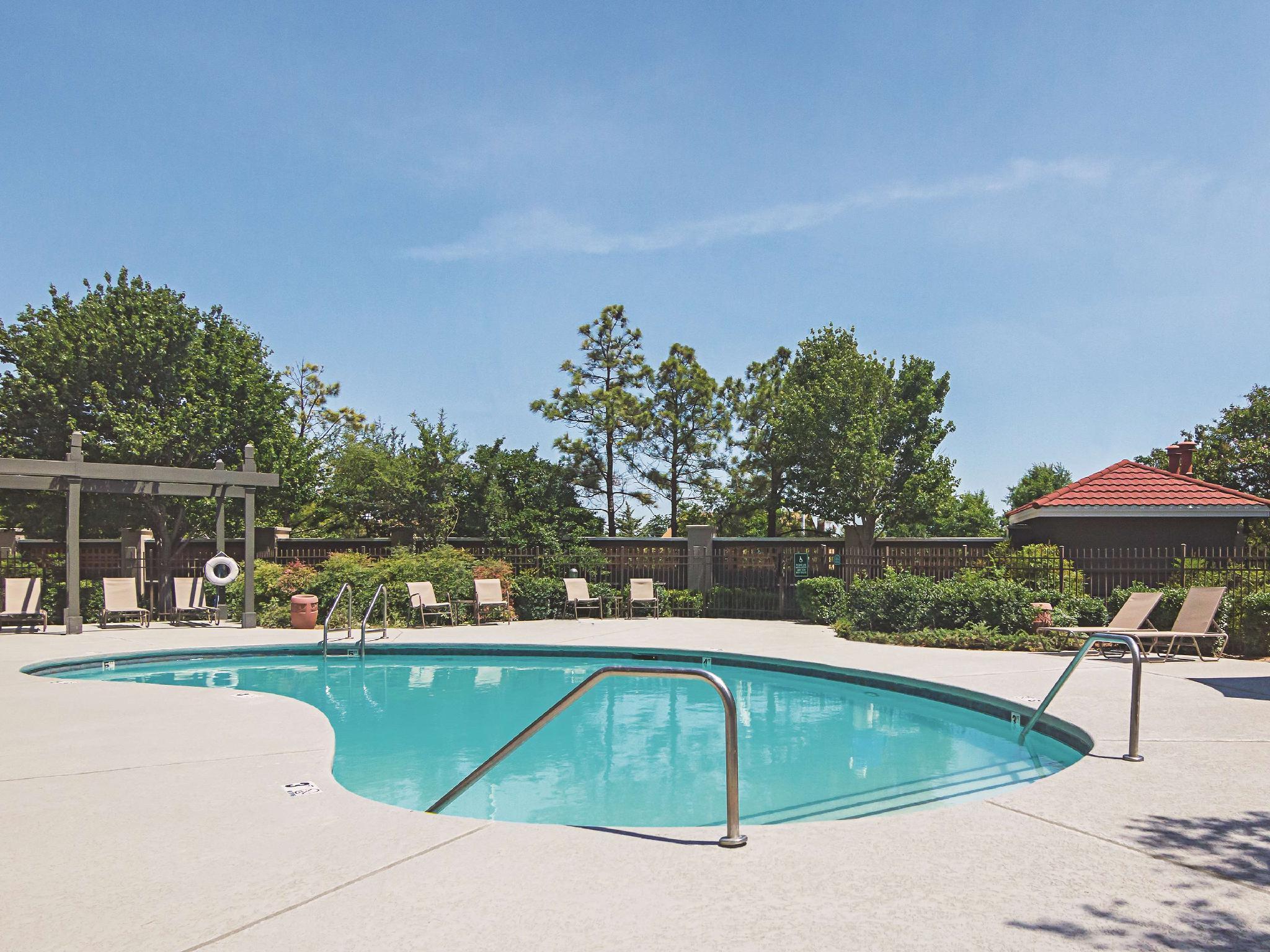 La Quinta By Wyndham Atlanta Alpharetta Hotel Eksteriør billede