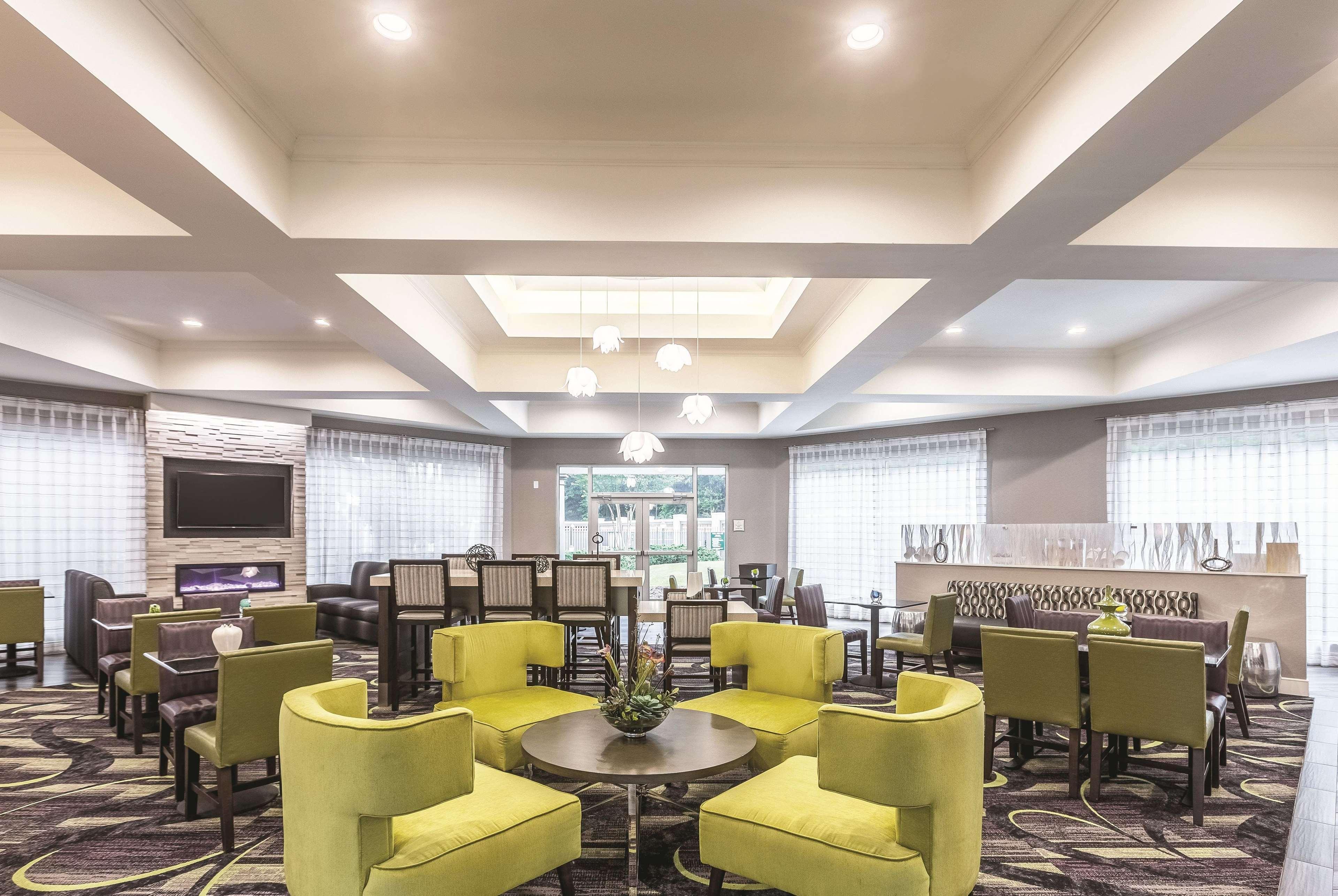 La Quinta By Wyndham Atlanta Alpharetta Hotel Eksteriør billede